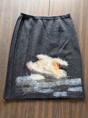 Anthropologie Troubadour Odette Swan Rare 100% Wool Needle Felted Skirt